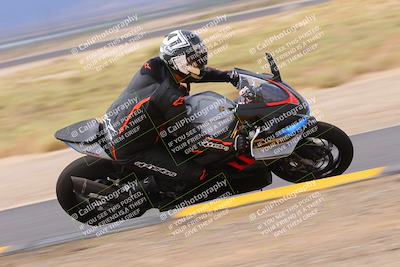 media/Sep-10-2022-SoCal Trackdays (Sat) [[a5bf35bb4a]]/Turn 9 Inside (1215pm)/